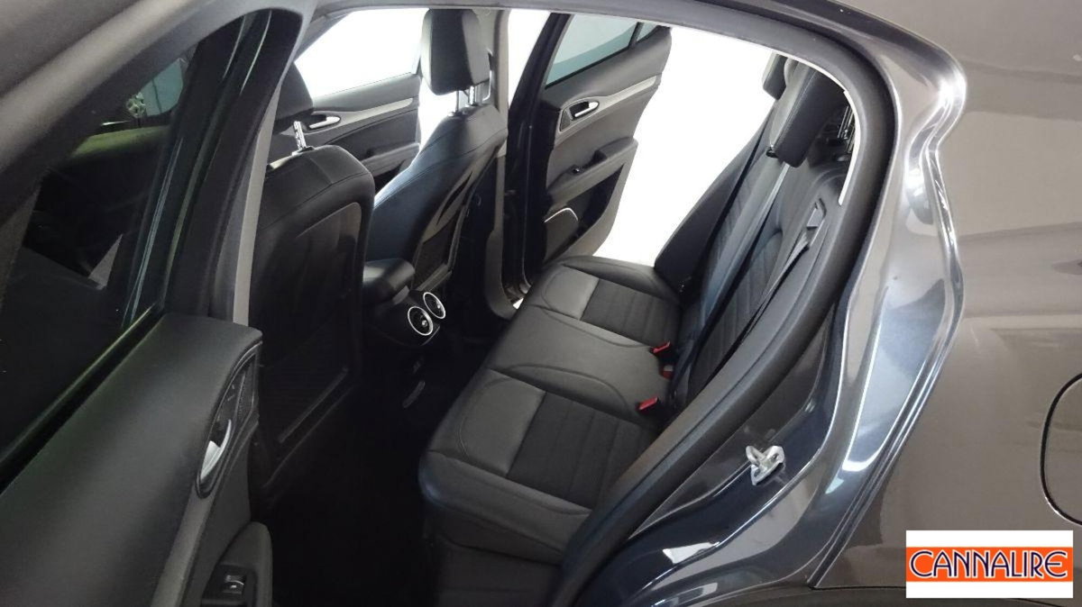 Alfa Romeo Stelvio Stelvio 2.2 Turbodiesel 210 CV AT8 Q4 Veloce Tì (15)